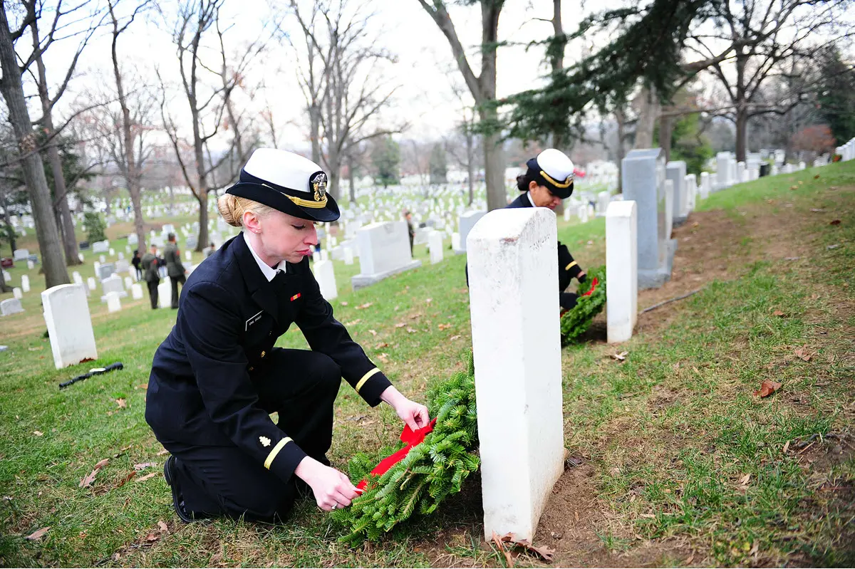 Wreaths Across America Returns to the South Sound – The Suburban Times